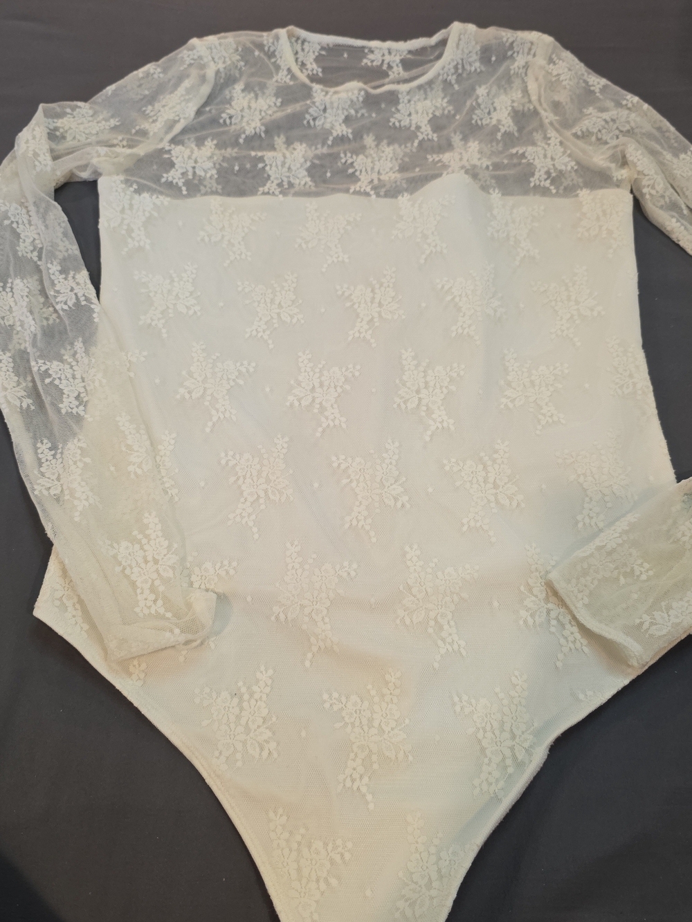 Abercrombie & Fitch Ivory Lace Long-Sleeve Bodysuit